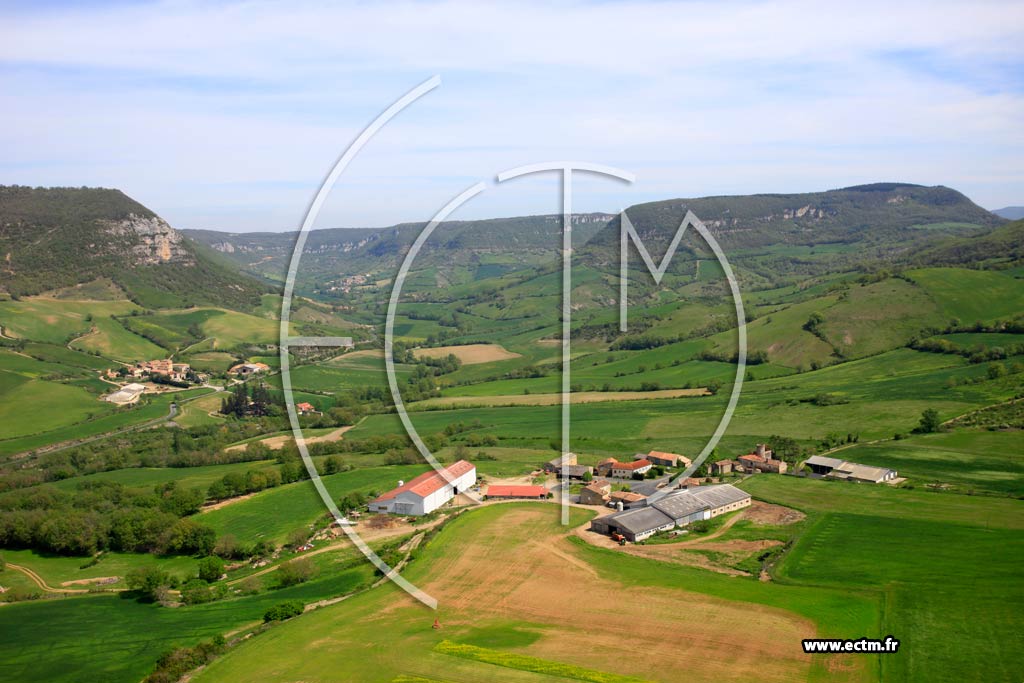 Photo arienne de Saint-Georges-de-Luzenon (Vialgues)