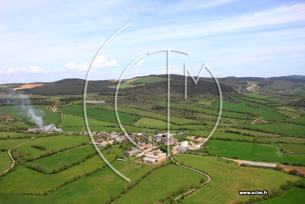 Photo arienne de Svrac-le-Chteau (Alts)