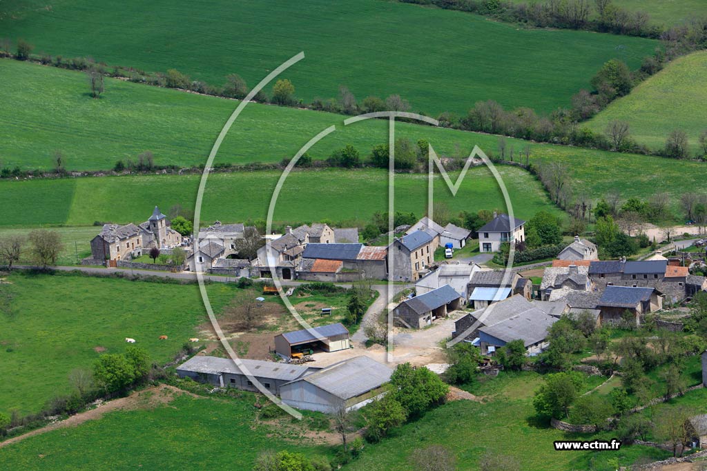 Photo arienne de Svrac-le-Chteau (Alts)