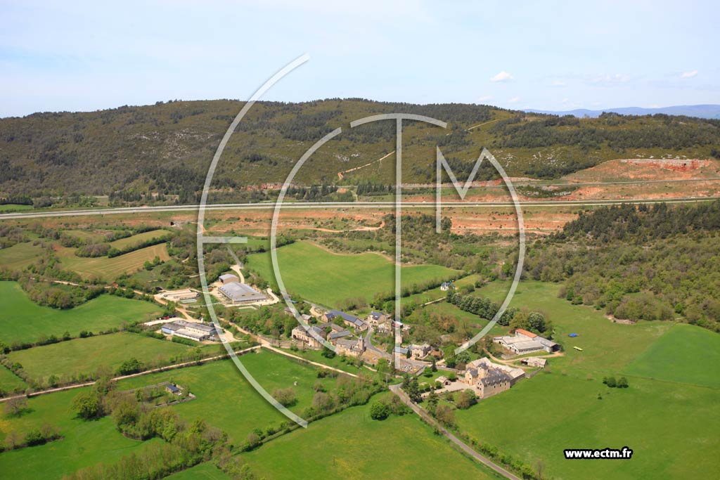 Photo arienne de Svrac-le-Chteau (Auberoques)