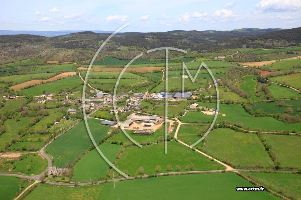 Photo arienne de Svrac-le-Chteau (Blayac)