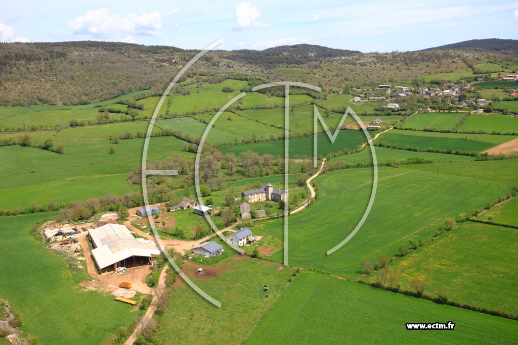 Photo arienne de Svrac-le-Chteau (La Calsade)