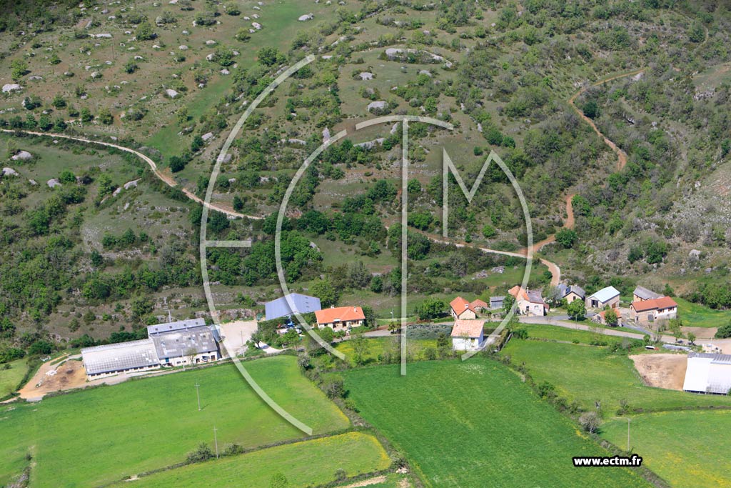 Photo arienne de Svrac-le-Chteau (Le Samonta)