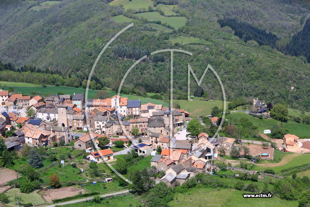 Photo arienne de Viala-du-Tarn