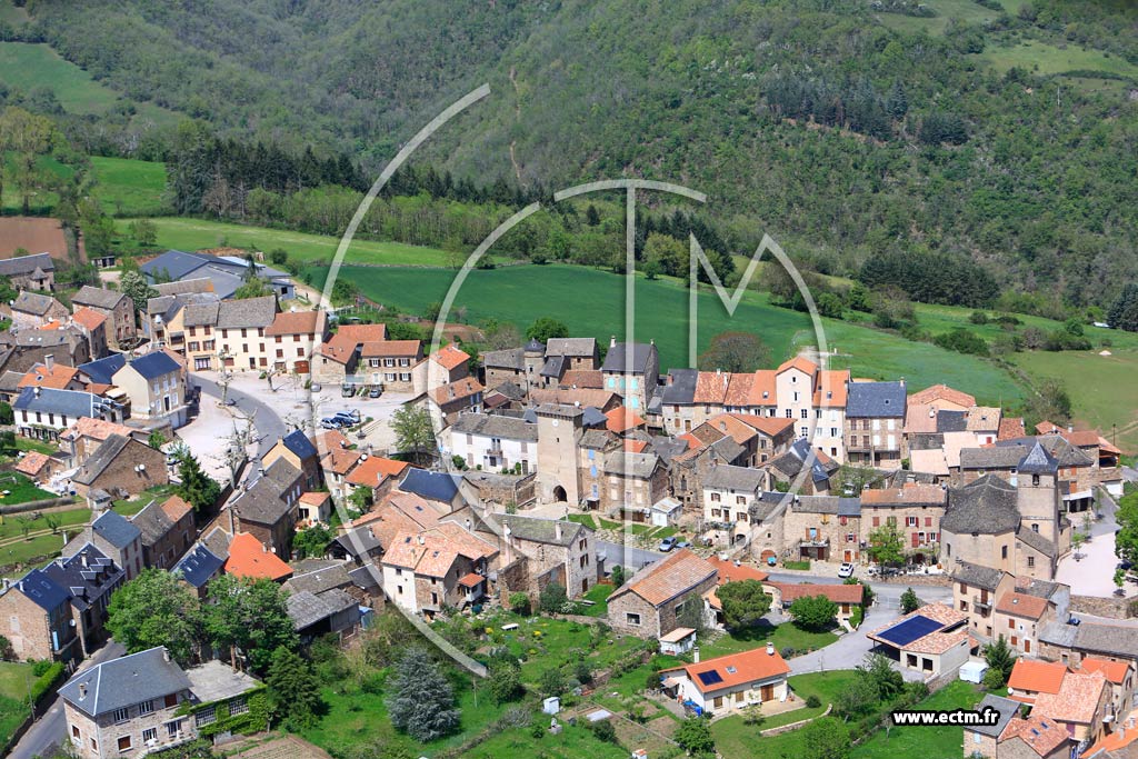 Photo arienne de Viala-du-Tarn