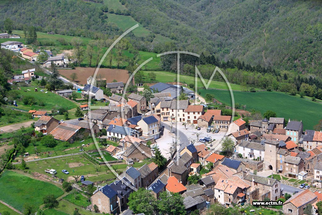 Photo arienne de Viala-du-Tarn