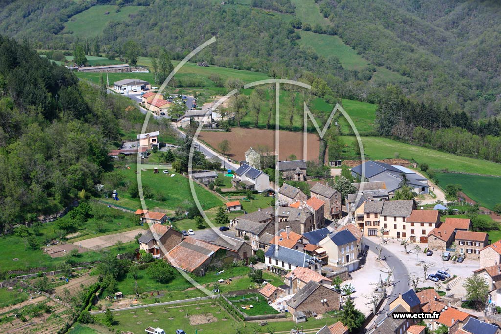 Photo arienne de Viala-du-Tarn