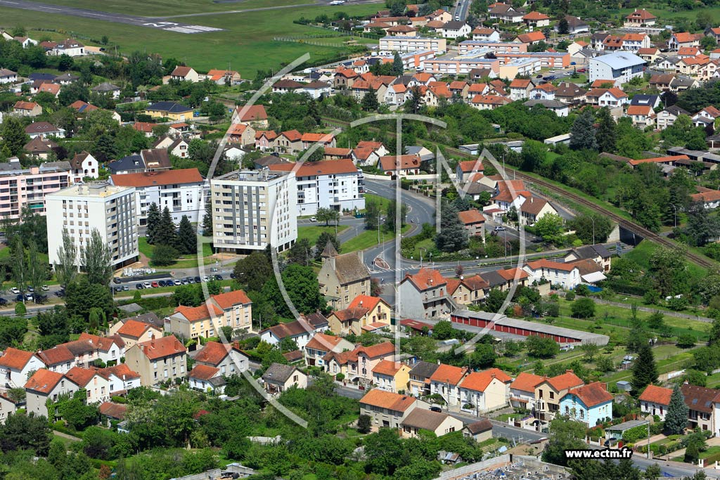 Photo arienne de Montluon (Bien Assis)
