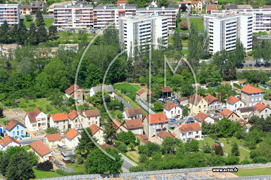Photo arienne de Montluon (Bien Assis)