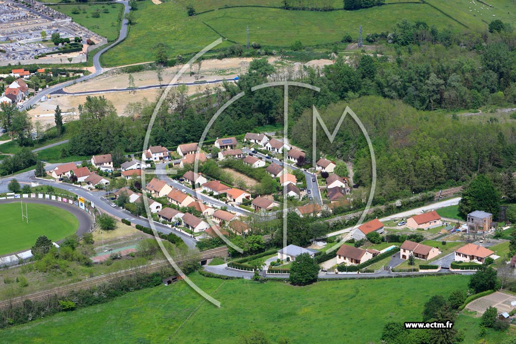 Photo arienne de Montluon (Dienat-Forges)