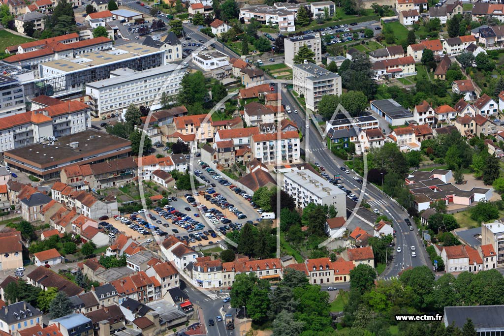 Photo arienne de Montluon (Dienat-Forges)