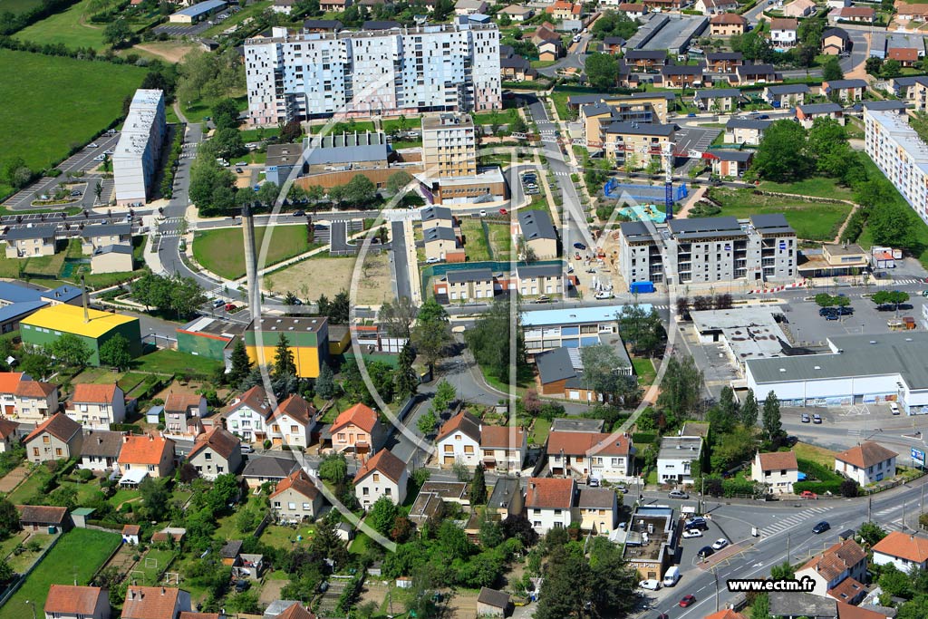 Photo arienne de Montluon (Fontbouillant)