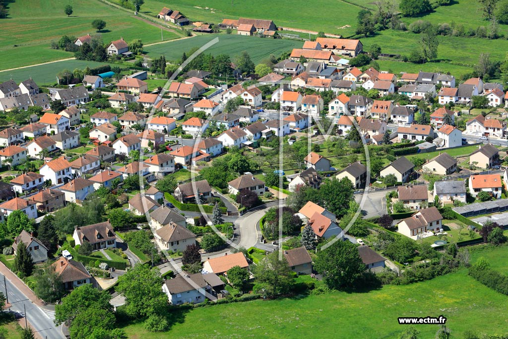 Photo arienne de Montluon (Fontbouillant)