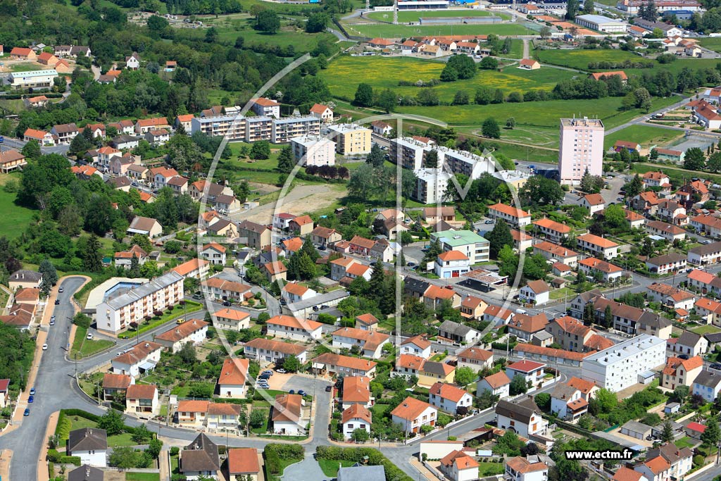 Photo arienne de Montluon (Marais-Villars)