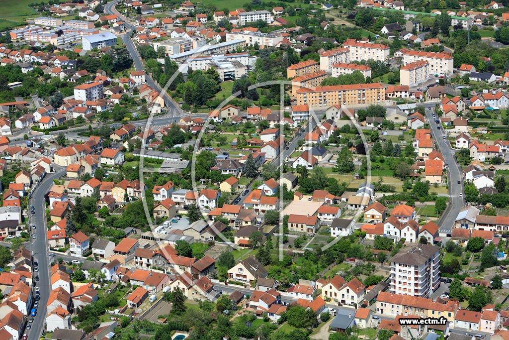 Photo arienne de Montluon (Montcourtais)