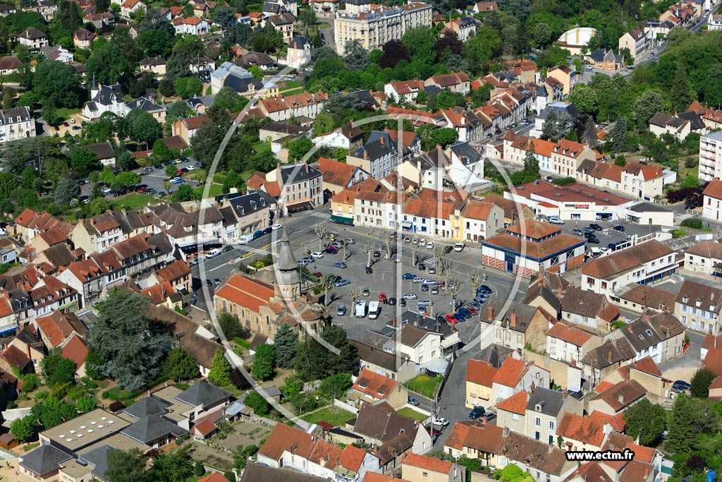 Photo arienne de Nris-les-Bains