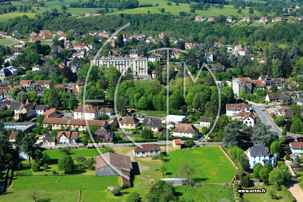 Photo arienne de Nris-les-Bains