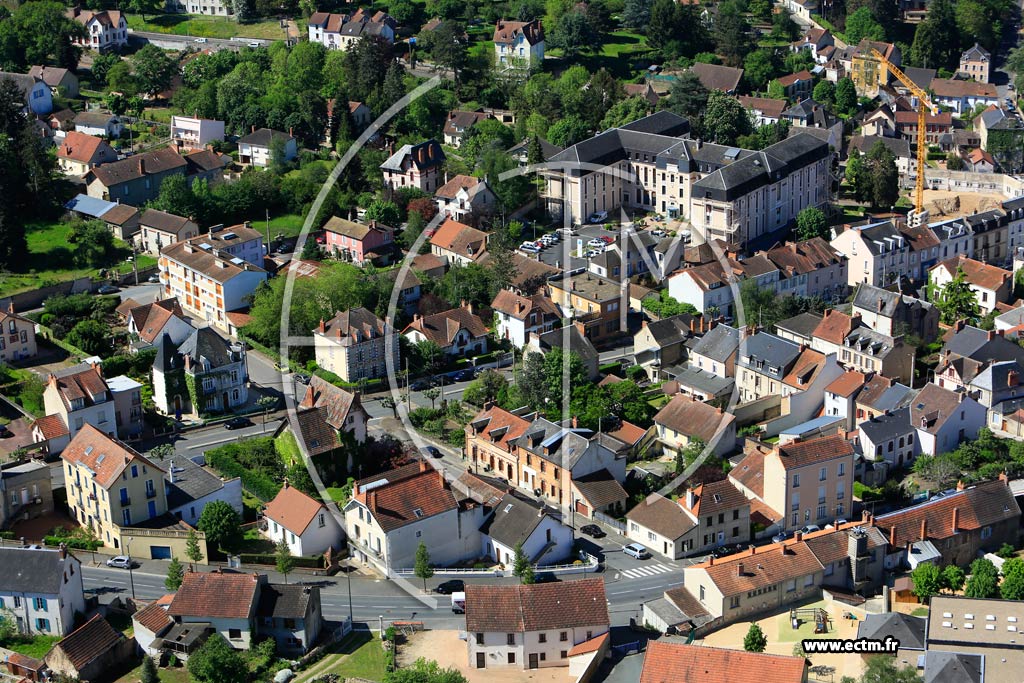 Photo arienne de Nris-les-Bains