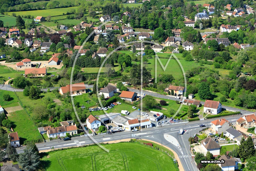 Photo arienne de Nris-les-Bains