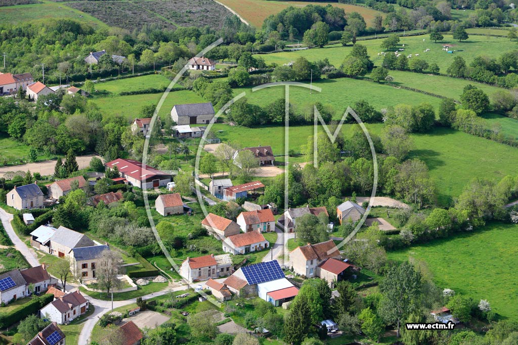 Photo arienne de Quinssaines (Le Roullet)