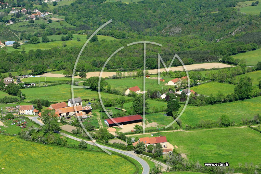 Photo arienne de Saint-Genest (Crozat)