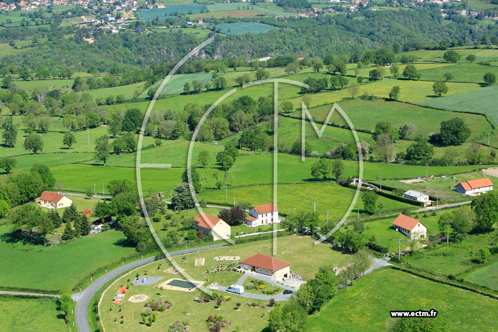 Photo arienne de Saint-Genest (Pgut)