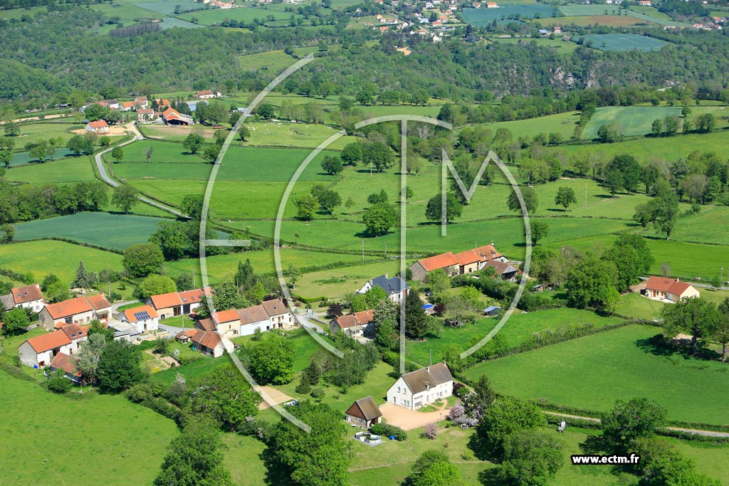 Photo arienne de Saint-Genest (Pgut)