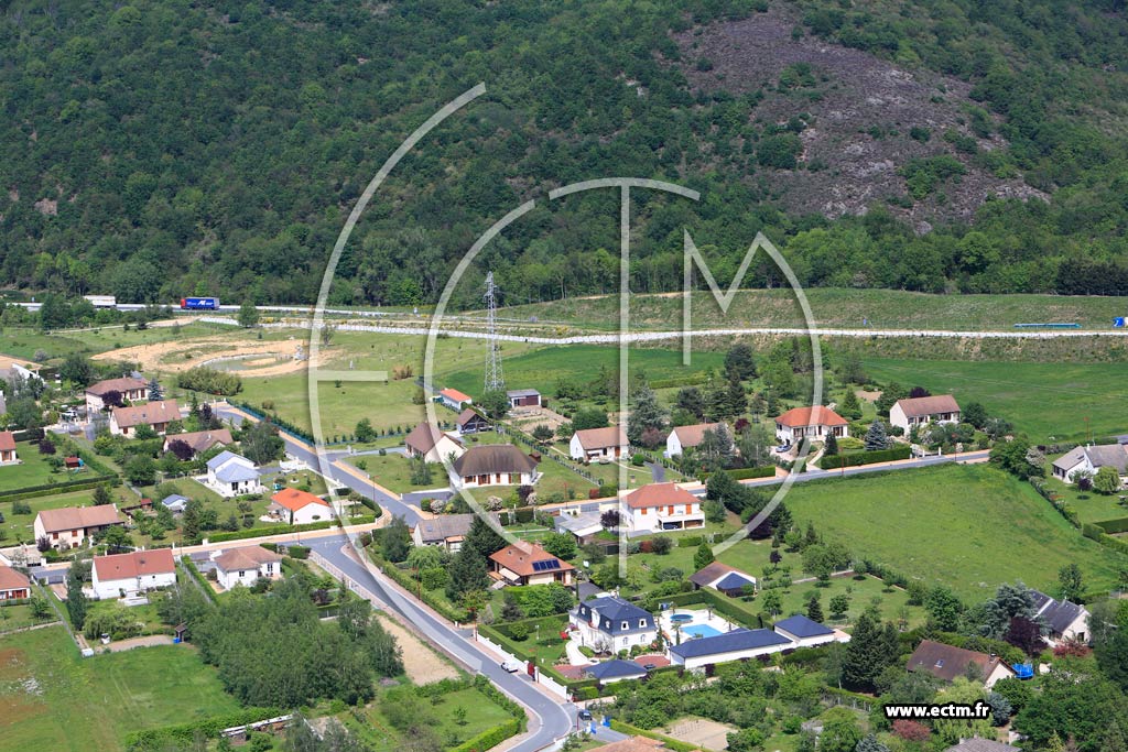 Photo arienne de Saint-Victor (Le Fricoulat)