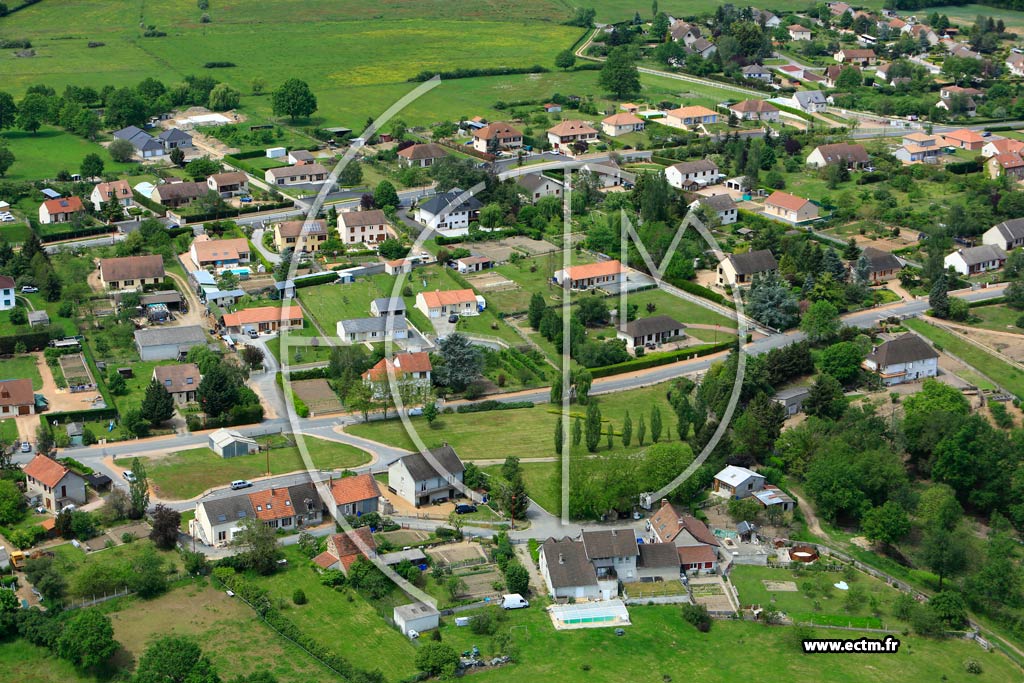 Photo arienne de Saint-Victor (Perreguines)