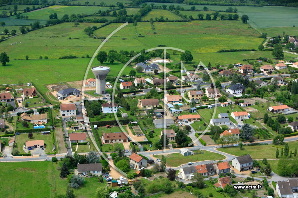 Photo arienne de Saint-Victor (Perreguines)