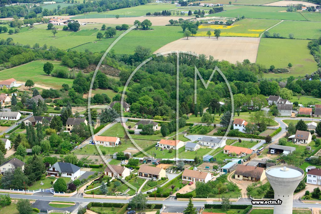 Photo arienne de Saint-Victor (Perreguines)