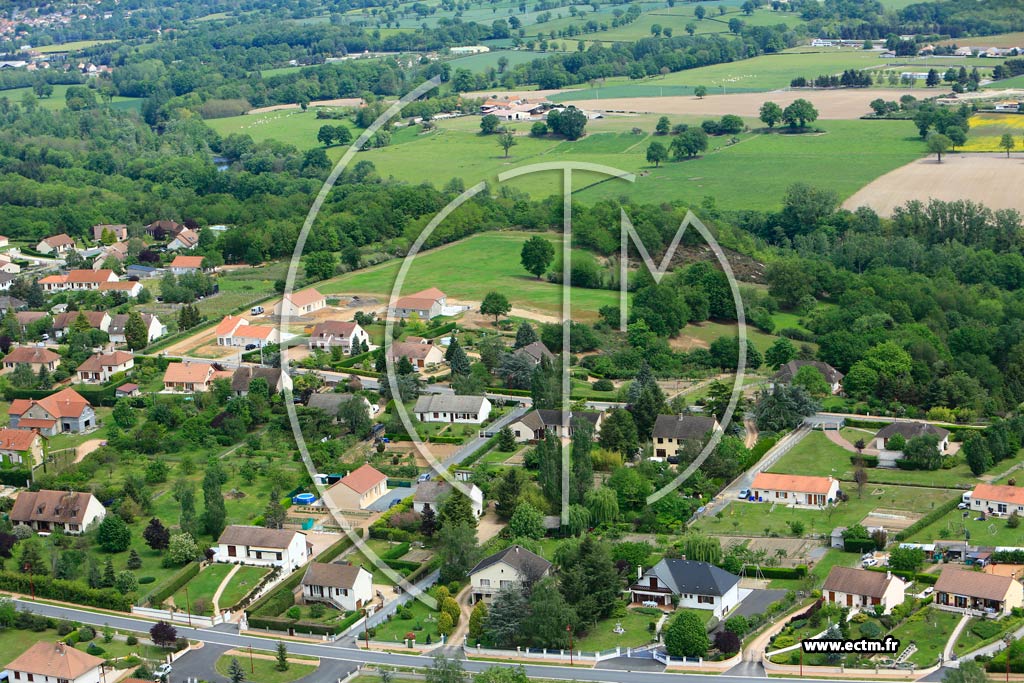 Photo arienne de Saint-Victor (Perreguines)