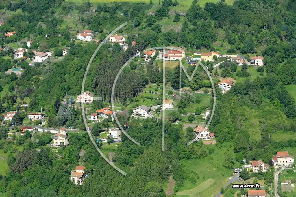 Photo arienne de Espaly-Saint-Marcel (La Tarine)
