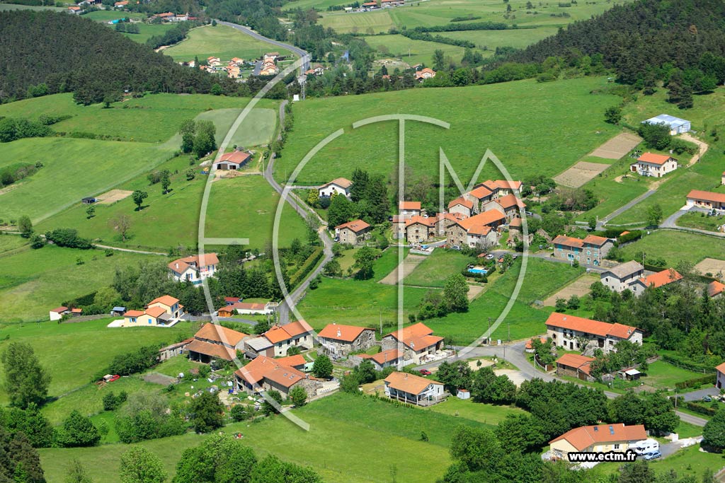 Photo arienne de Lantriac (Le Roure)