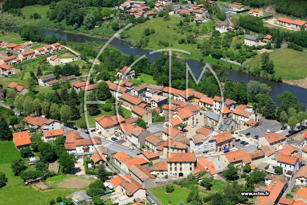 Photo arienne de Lavote-sur-Loire