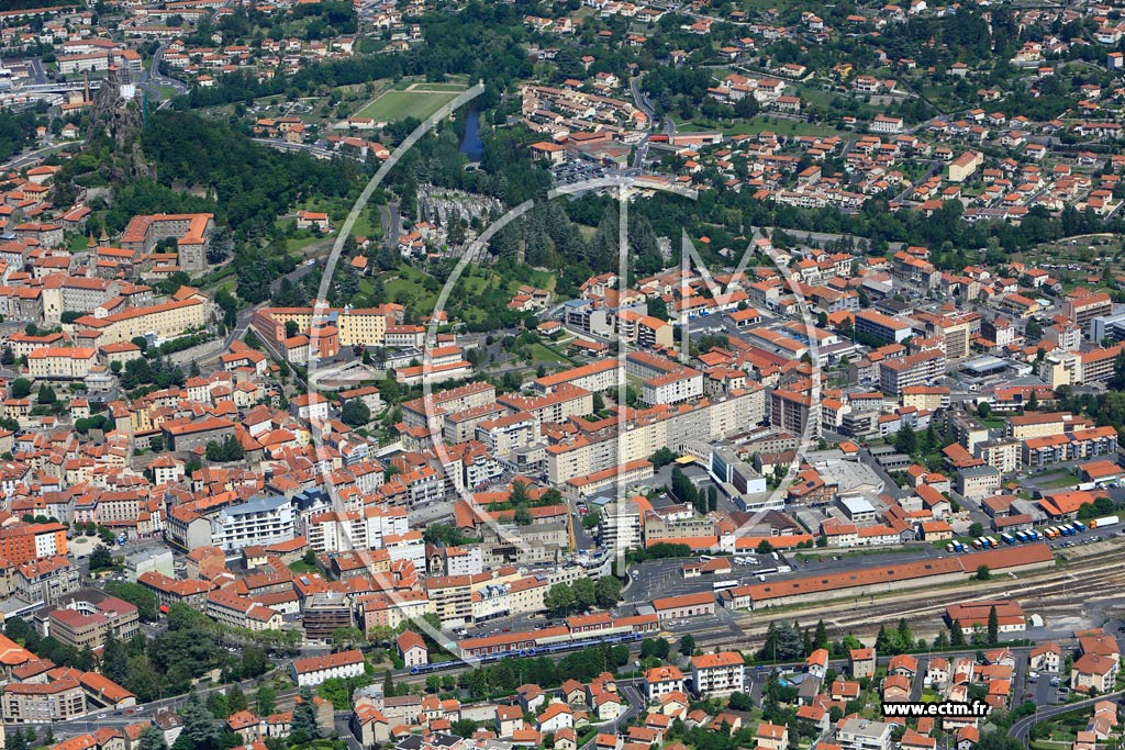 Photo arienne de Le Puy-en-Velay