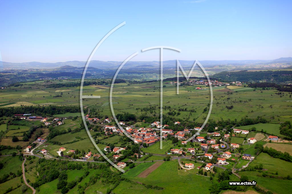 Photo arienne de Polignac (Marnhac )