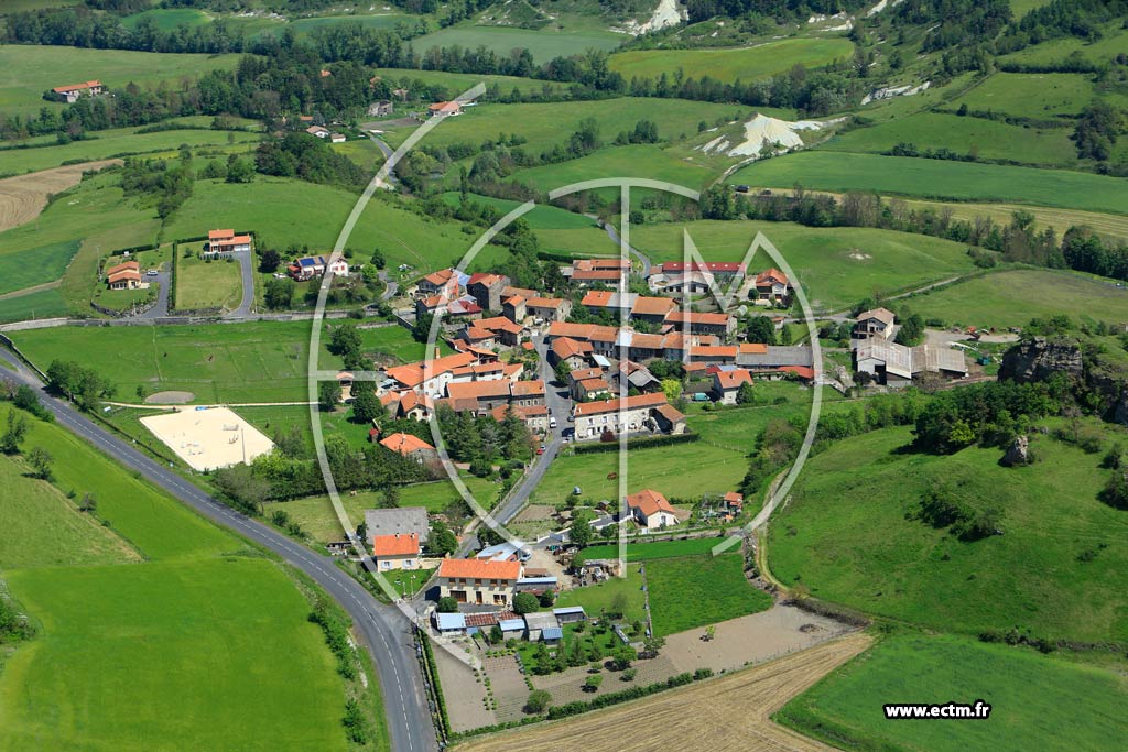 Photo arienne de Polignac (Rochelimagne)