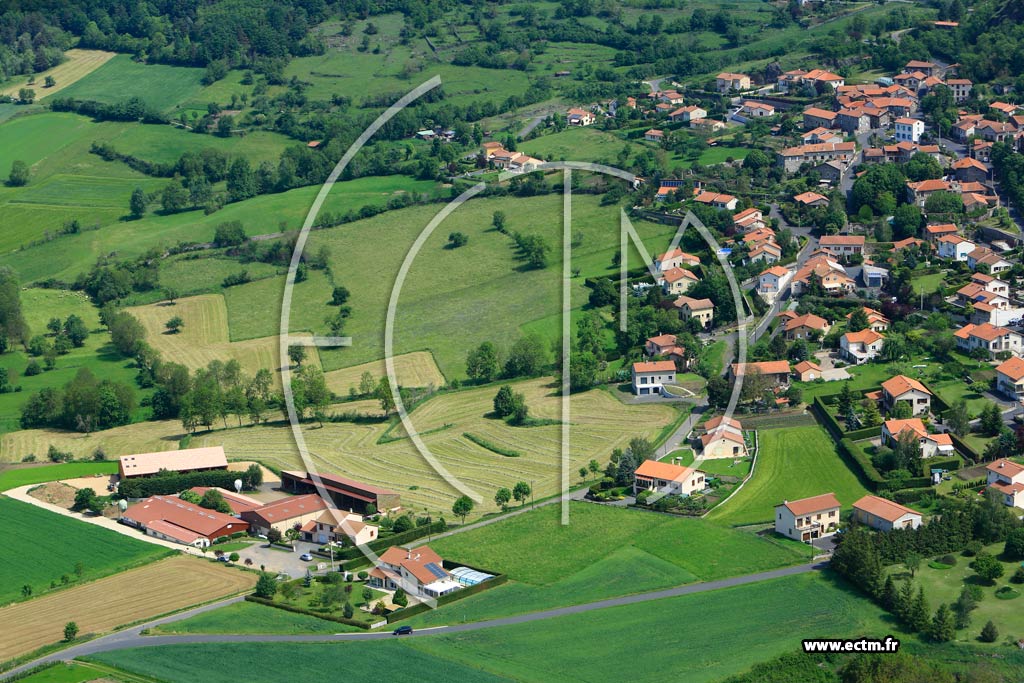 Photo arienne de Polignac (Tressac)