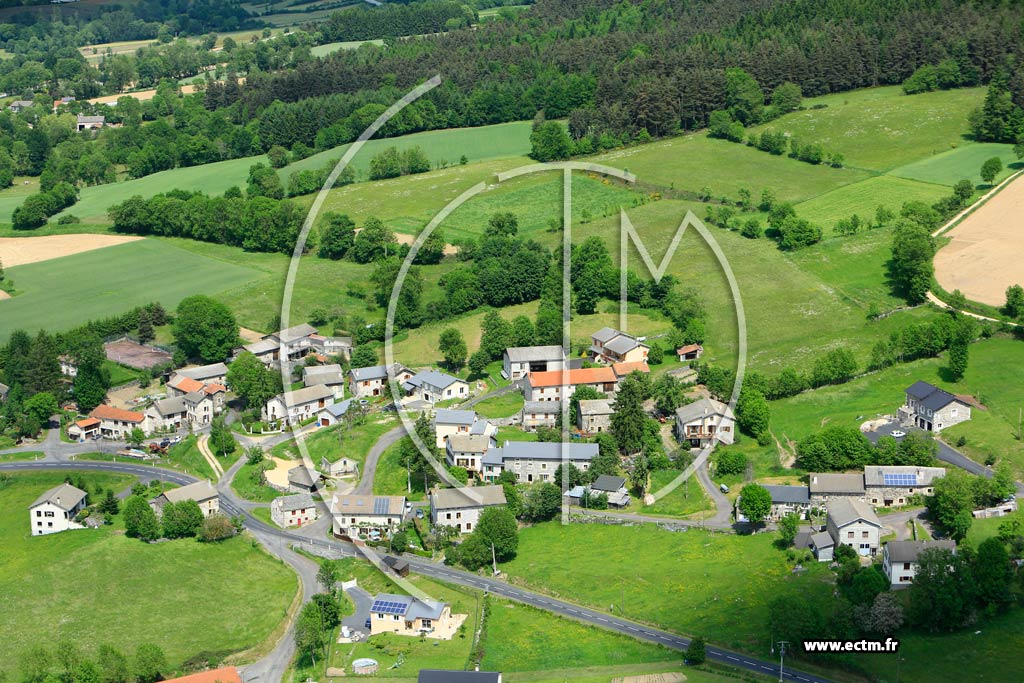 Photo arienne de Saint-Pierre-Eynac (Aupinhac)