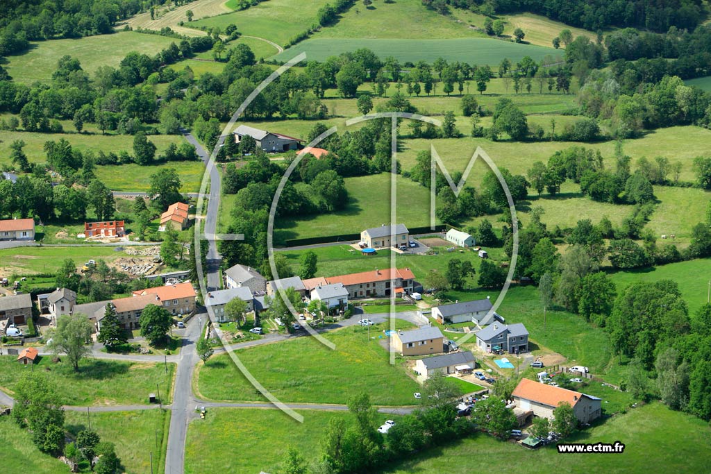 Photo arienne de Saint-tienne-Lardeyrol (Condros)