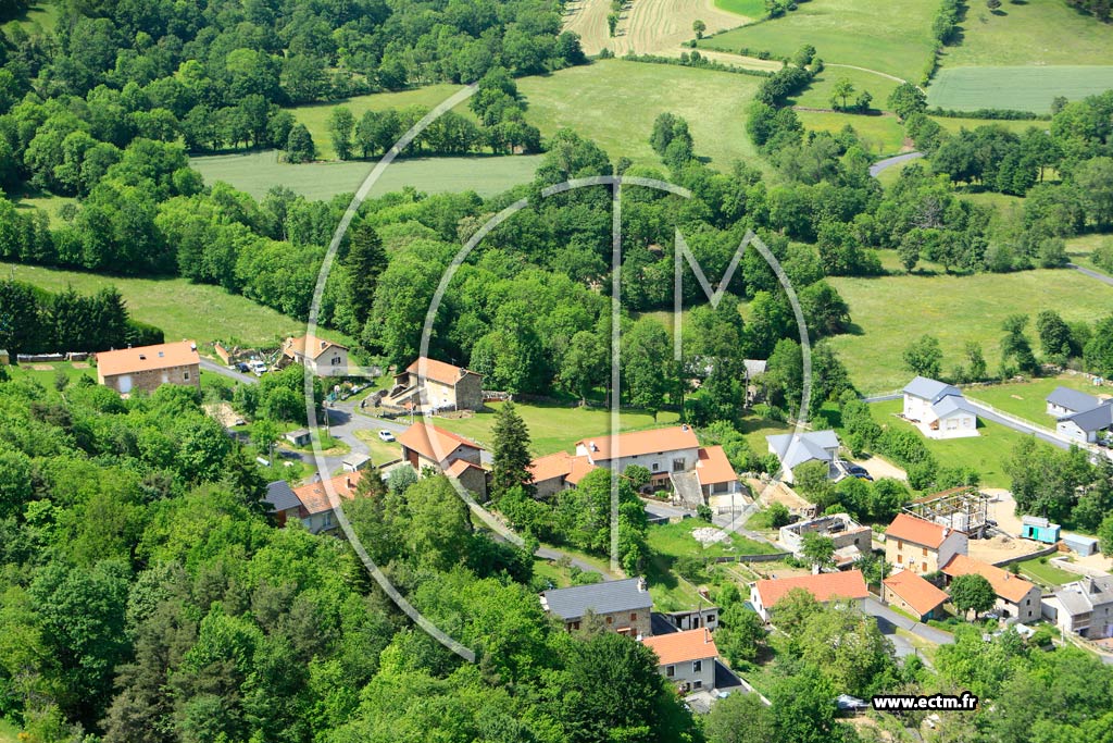 Photo arienne de Saint-tienne-Lardeyrol (Condros)