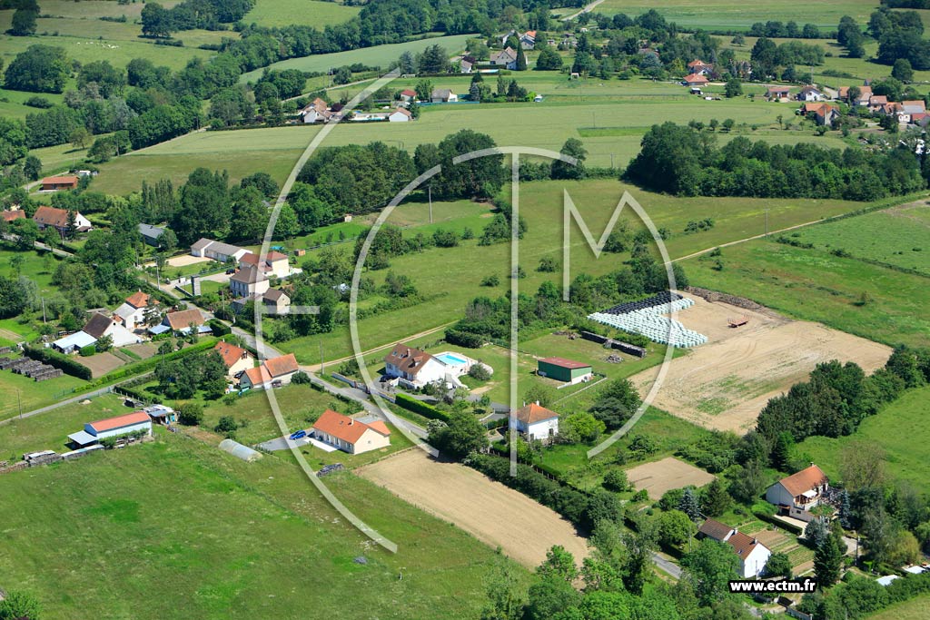 Photo arienne de Brugheas (Les Bois Duns)