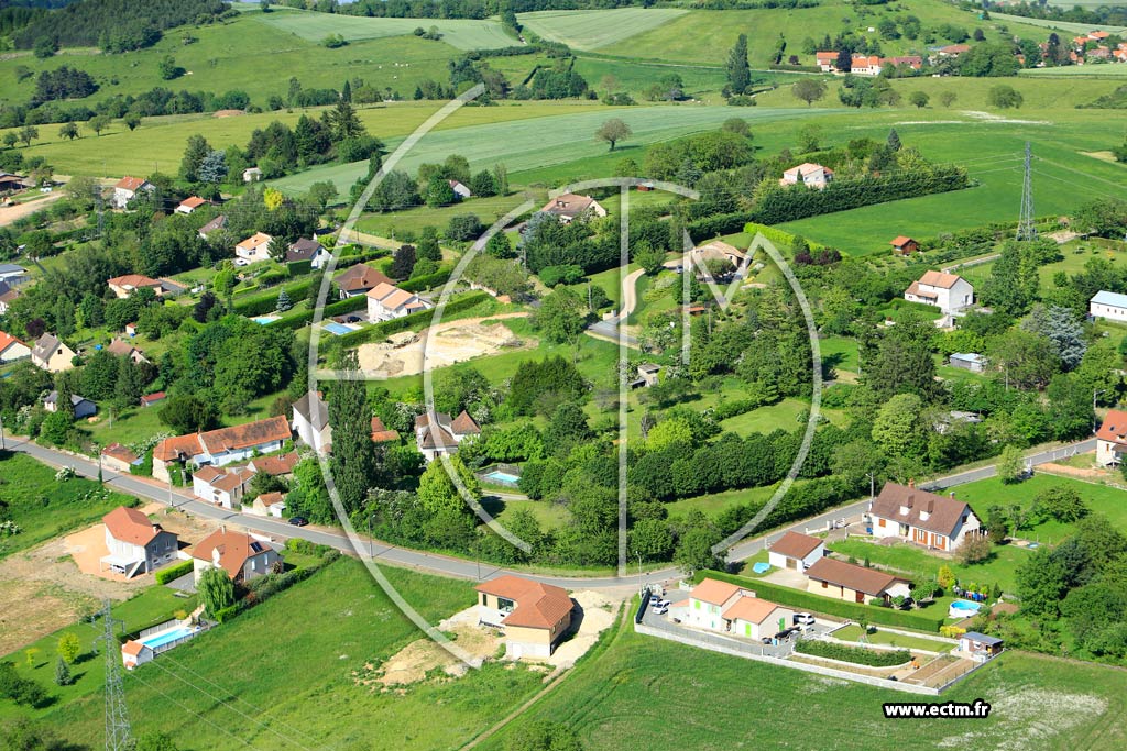 Photo arienne de Creuzier-le-Vieux (La Corre)