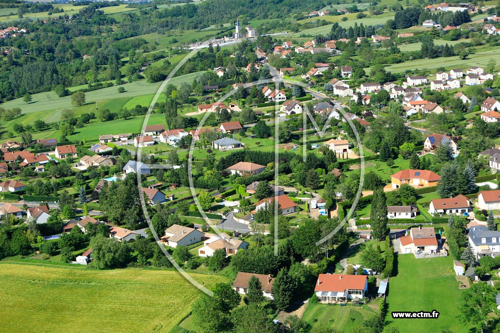 Photo arienne de Creuzier-le-Vieux (Les Dauriers)