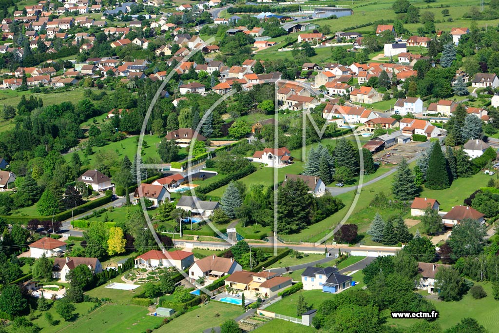 Photo arienne de Creuzier-le-Vieux (Les Guinards)