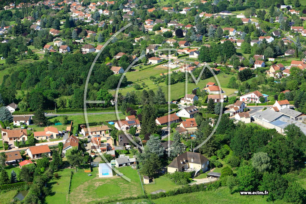 Photo arienne de Creuzier-le-Vieux (Les Pins)