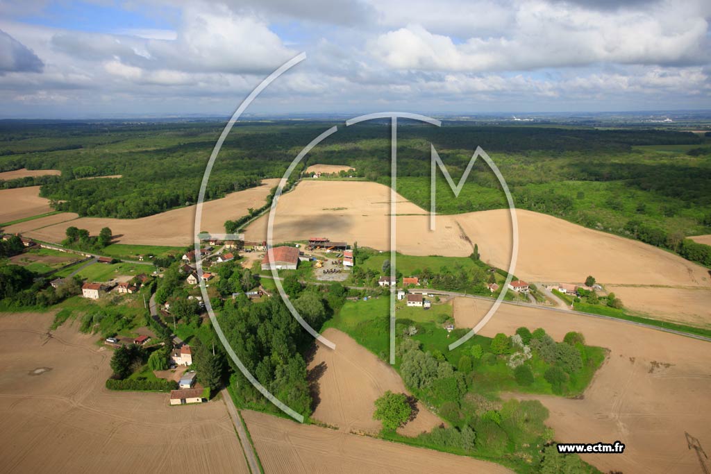 Photo arienne de Marcenat (Le Lonzat)