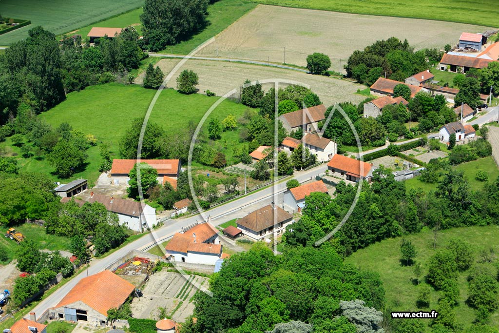 Photo arienne de Monteignet-sur-l'Andelot (Semautre)
