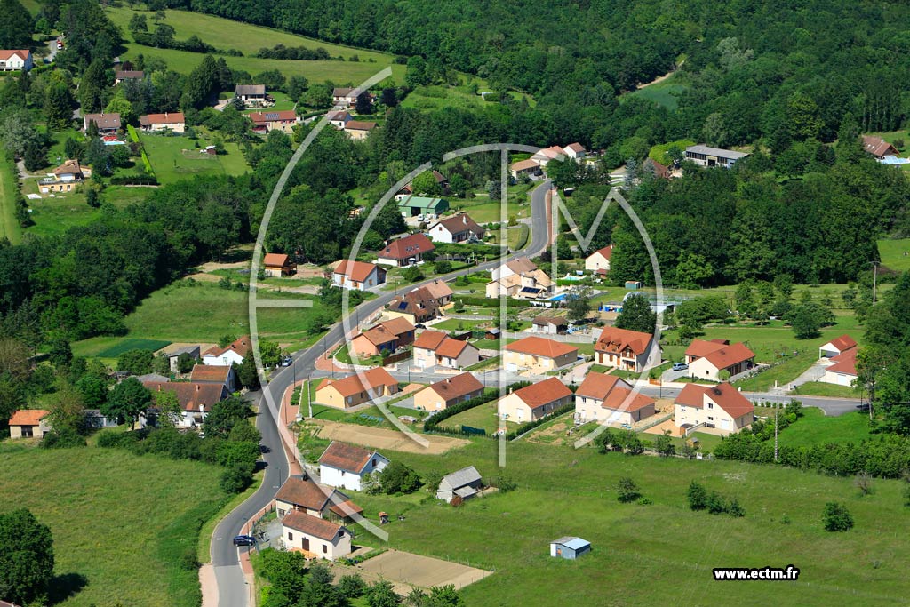 Photo arienne de Saint-Yorre (Les Fiats)